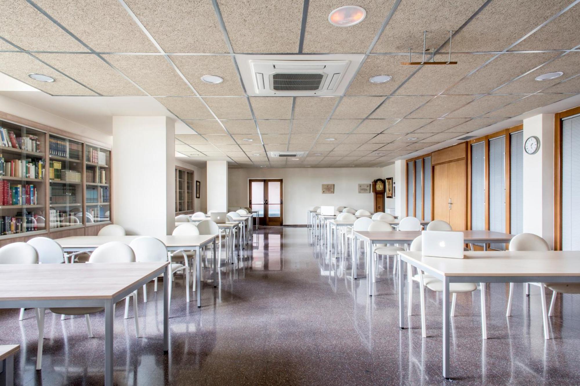 Residencia Universitaria Resa Hernan Cortes Salamanca Exterior photo
